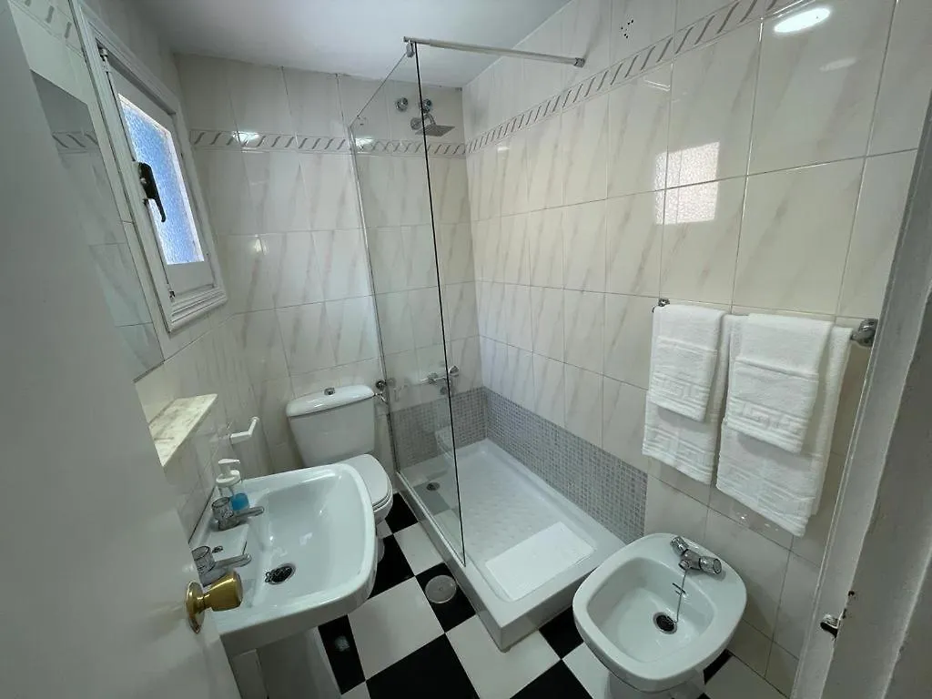 Micaela Charming Hostal Torremolinos Affittacamere